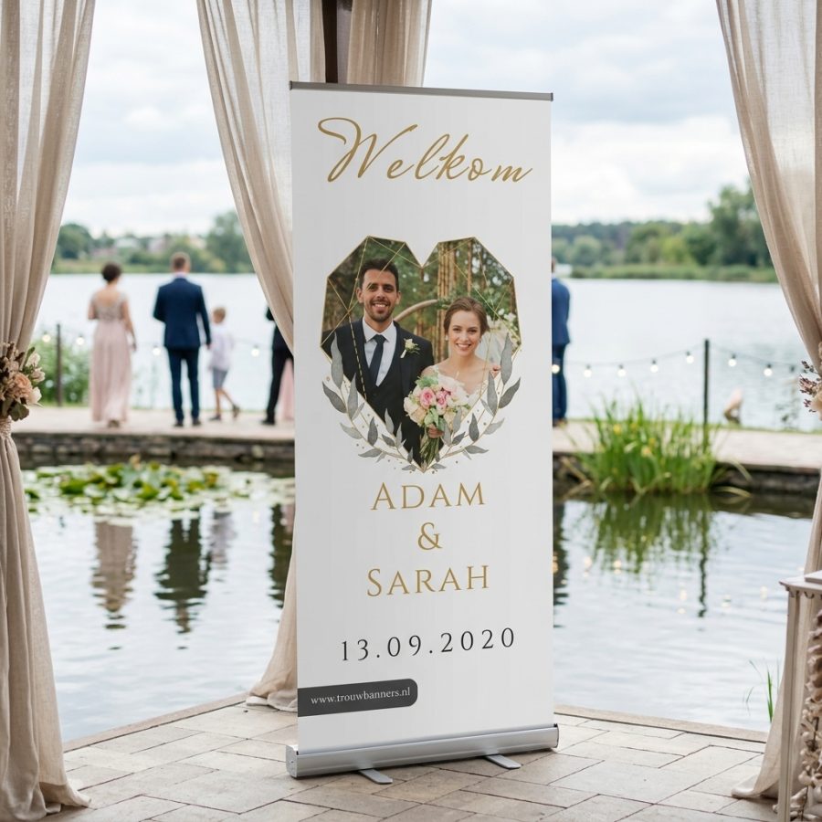 Welkomstbord bruiloft met eigen foto Heart Diamond Heart Diamond (Eigen foto) welkomstbord bruiloft - sfeerfoto ontvangstruimte
